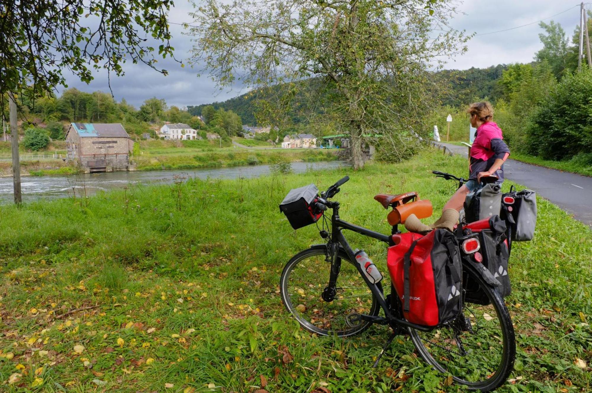 Villa Olivine , Chaleureuse & Cocooning Bogny-sur-Meuse Esterno foto